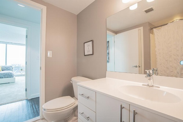 Heaven On Baltimore Downtown Fully Furnished Apartments image 22